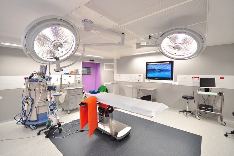 Bloc opératoire du Centre Hospitalier Guy Thomas