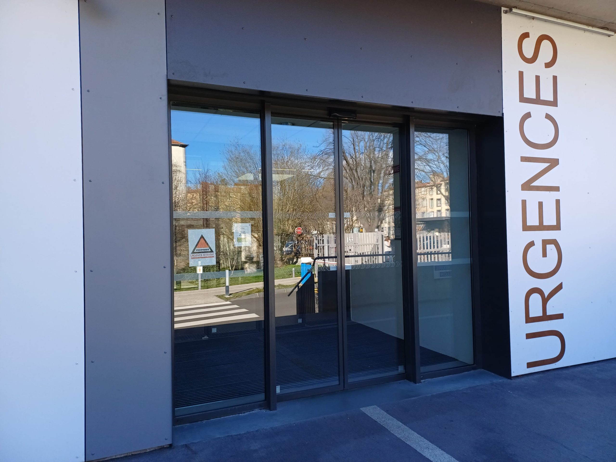 Exterieur du service des urgences
